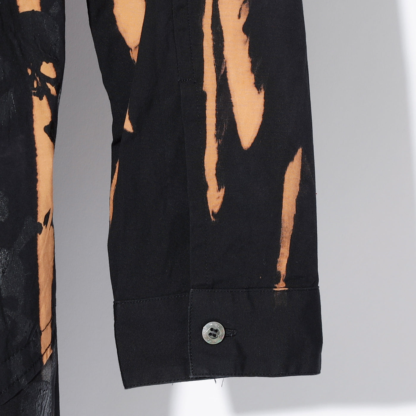 REMAKE STRIPE SH / BLACK