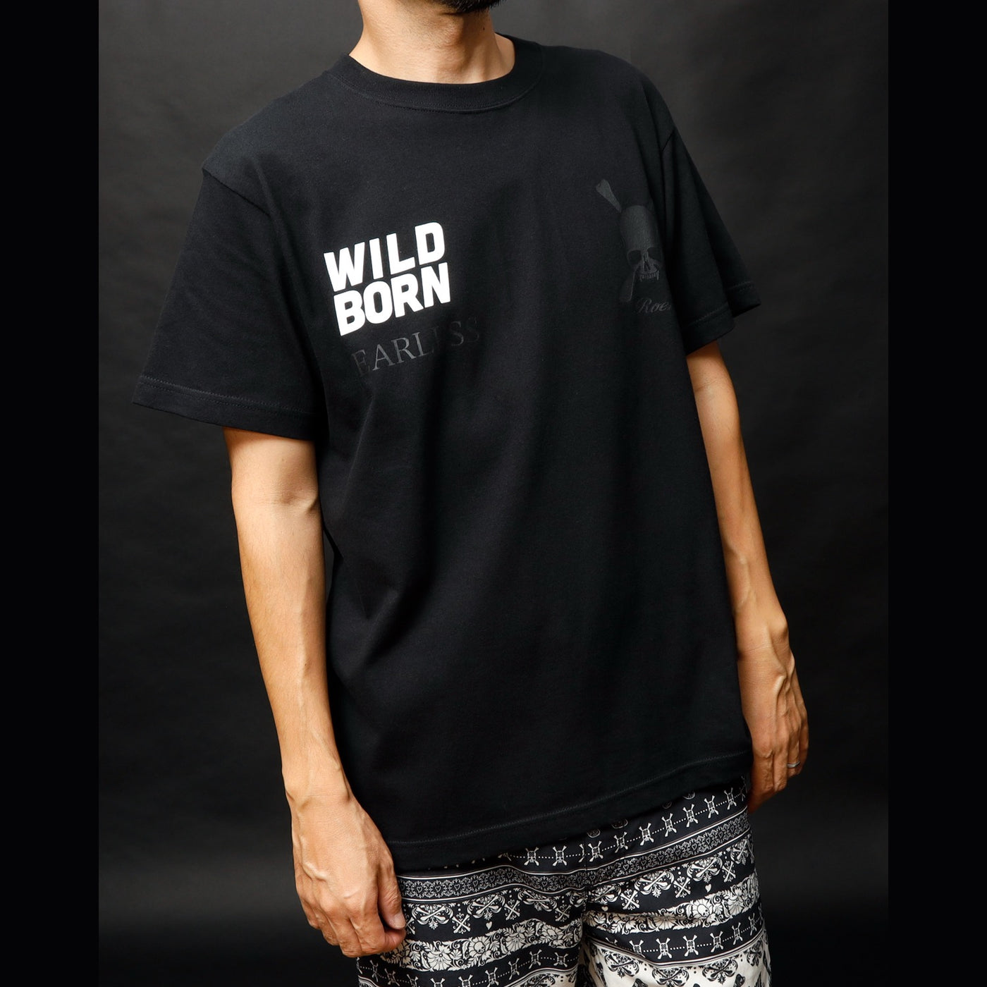 WILD BORN T / BLACK
