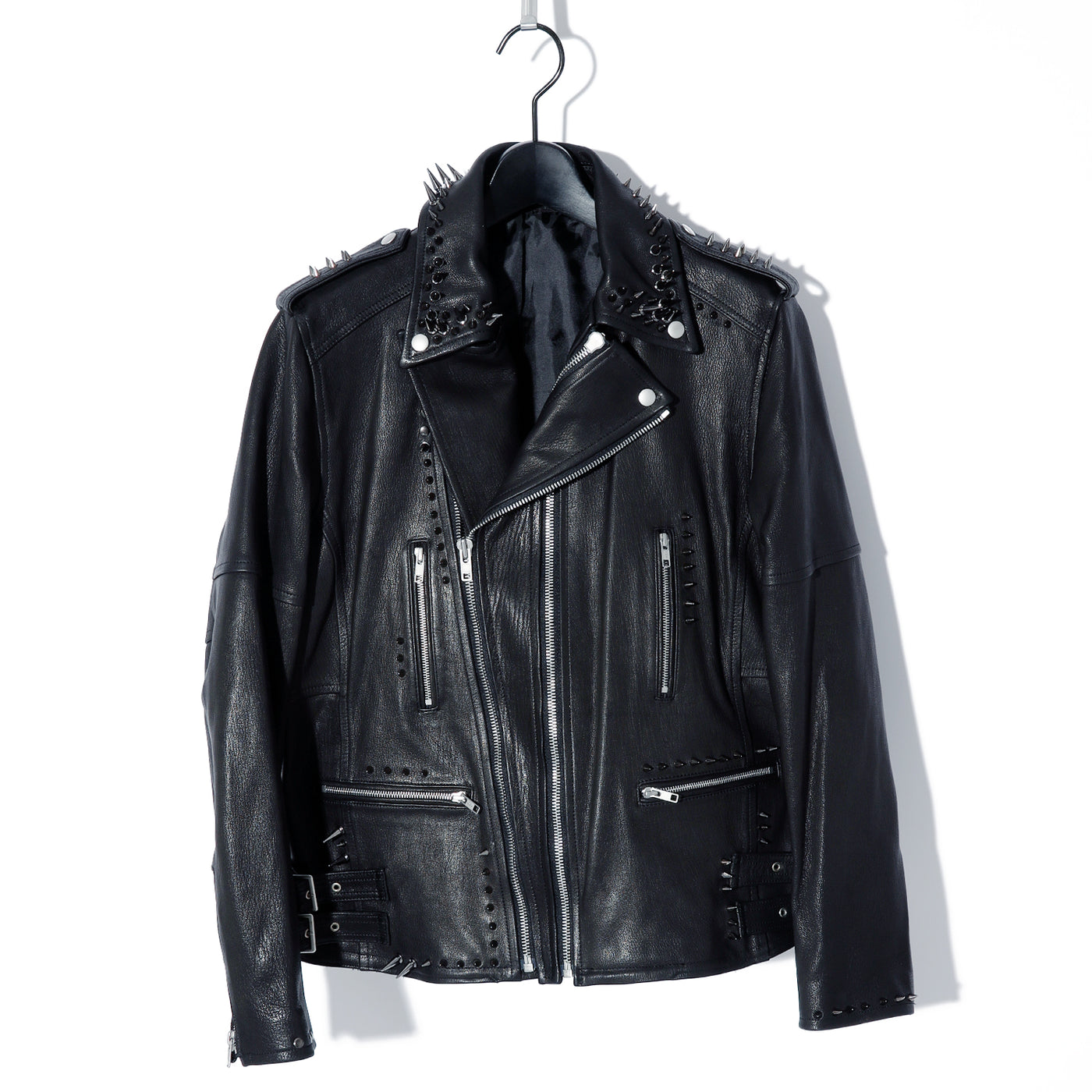 Roen(ロエン) REMAKE STUDS RED LEO SKULL RIDERS JKT / BLACK – ANRE-R SALON