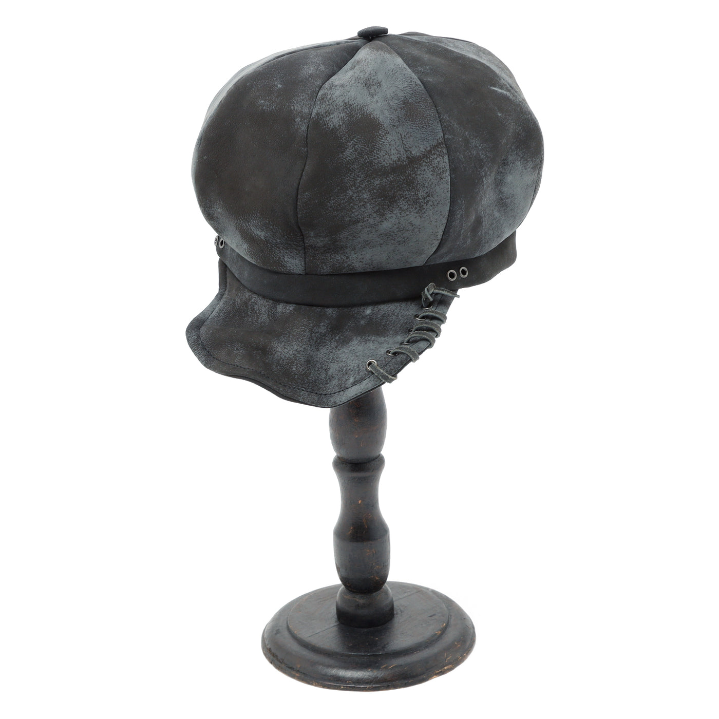 Eyelet Leather Casquette / BLACK