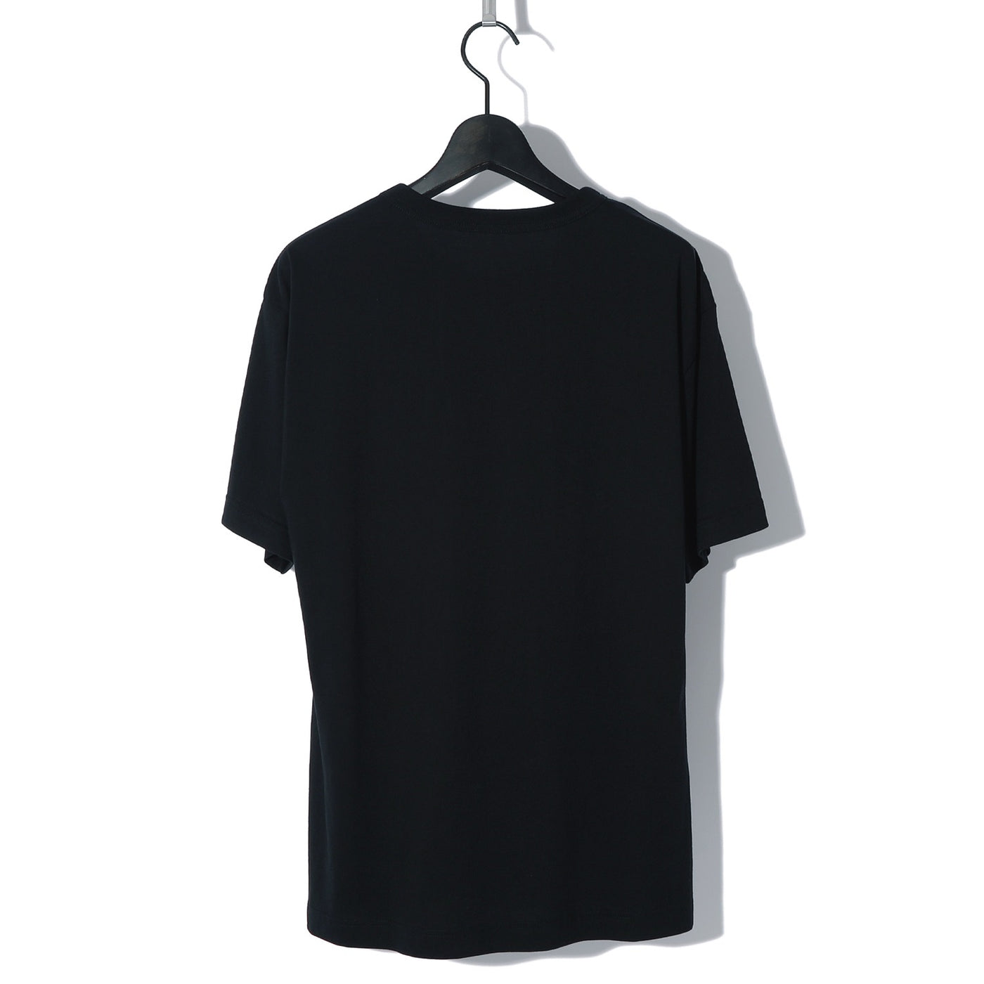 NEO ERA GRAPHIC TEE / BLACK