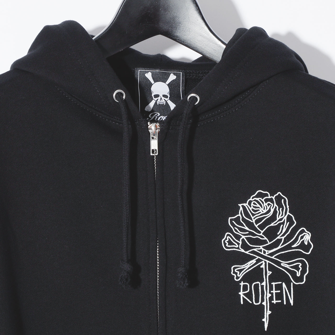 PRAYER ROEN SLEEVE PK / BLACK