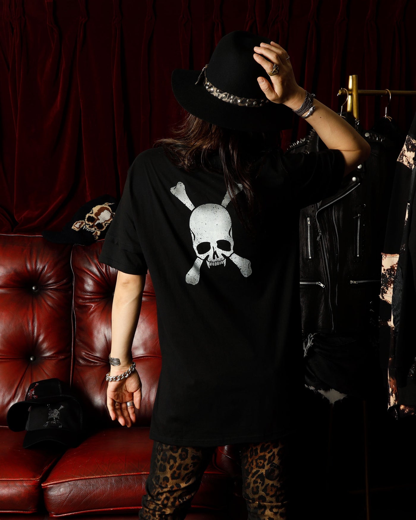 Roen(ロエン) SPRAYED SKULL BEADS TEE / BLACK – ANRE-R SALON