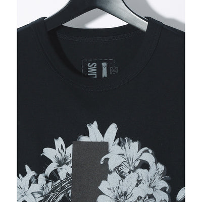 CROSS & LILIES TATTOO TEE / BLACK