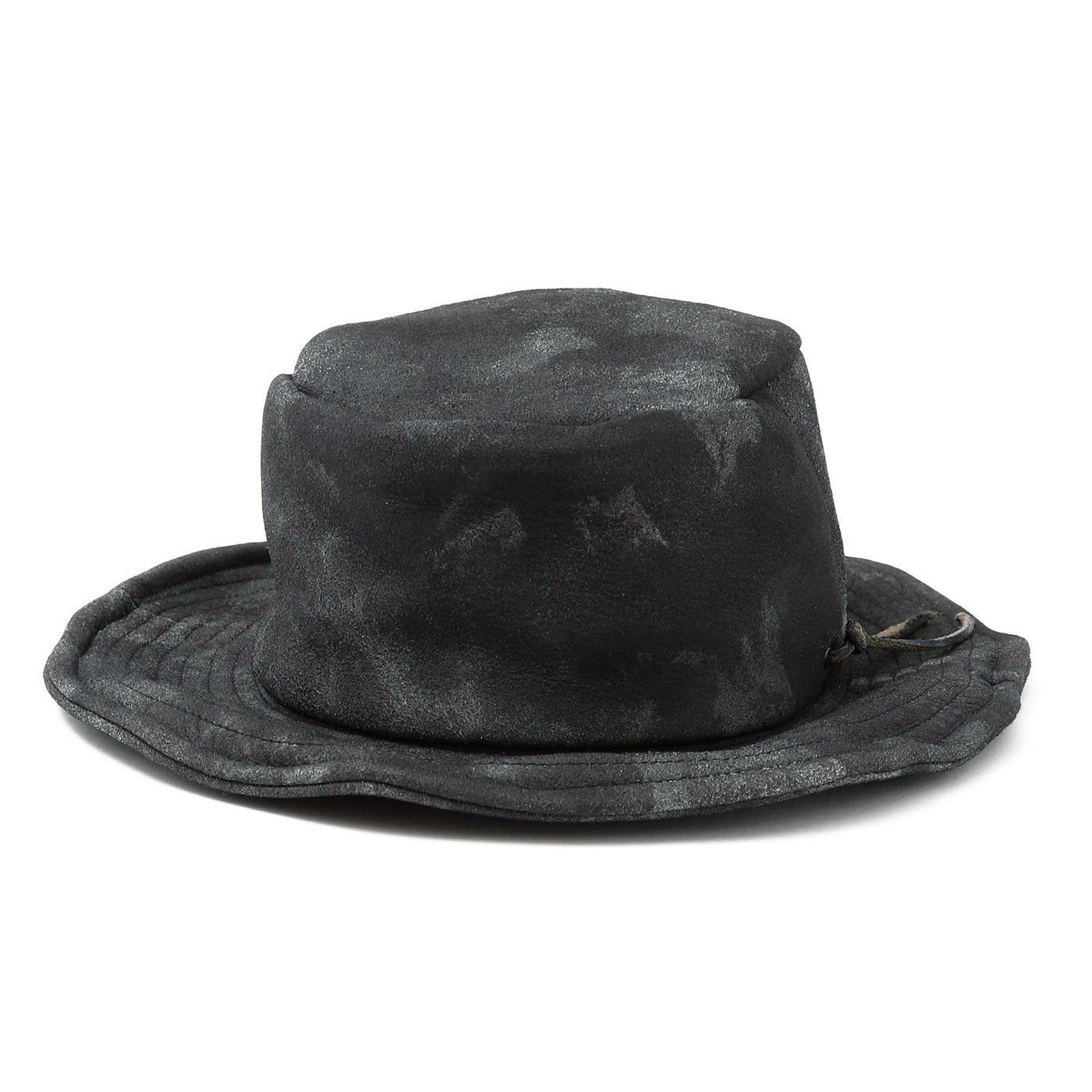 Washed Leather Eyelet Bucket Hat / BLACK