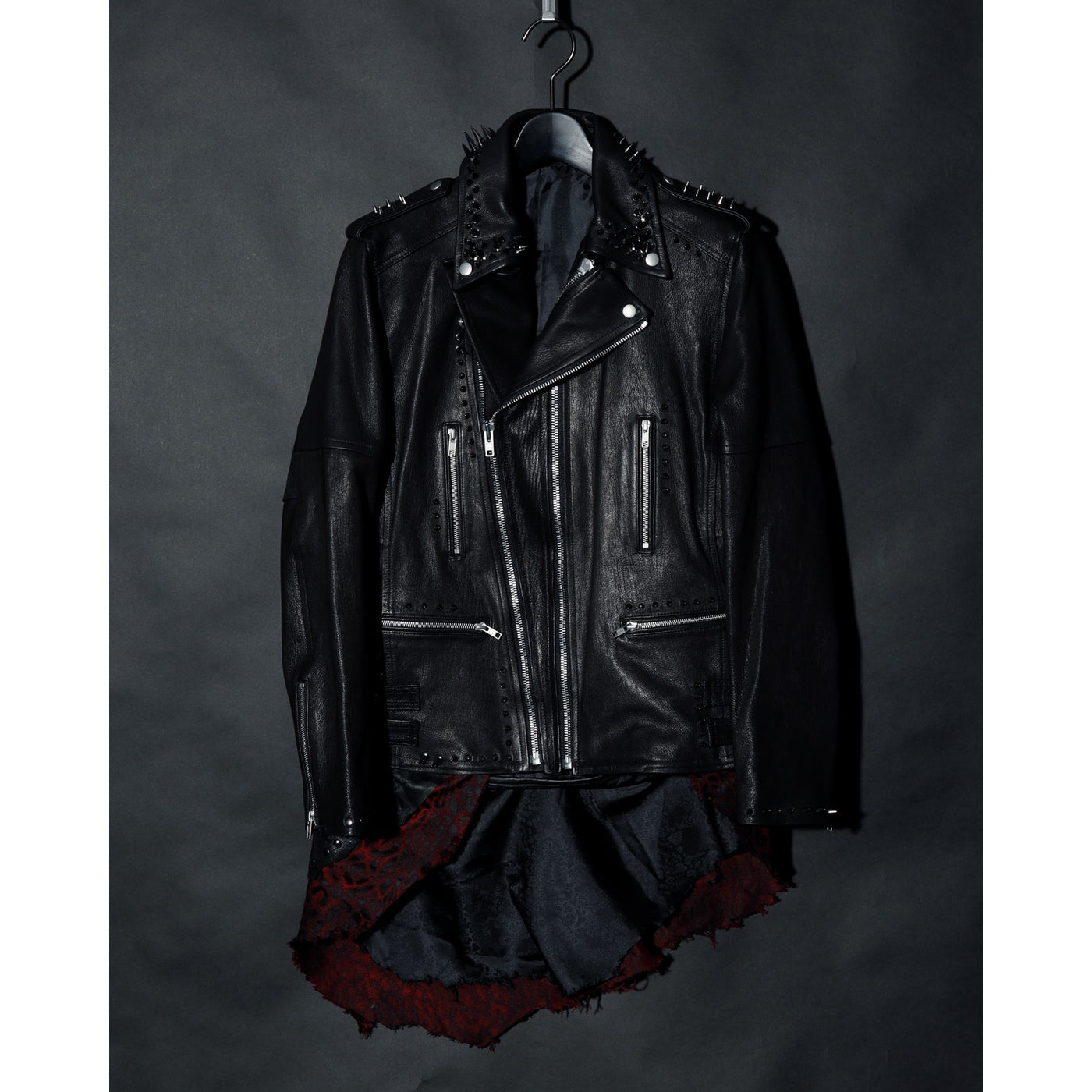 Roen(ロエン) REMAKE STUDS RED LEO SKULL RIDERS JKT / BLACK – ANRE-R SALON