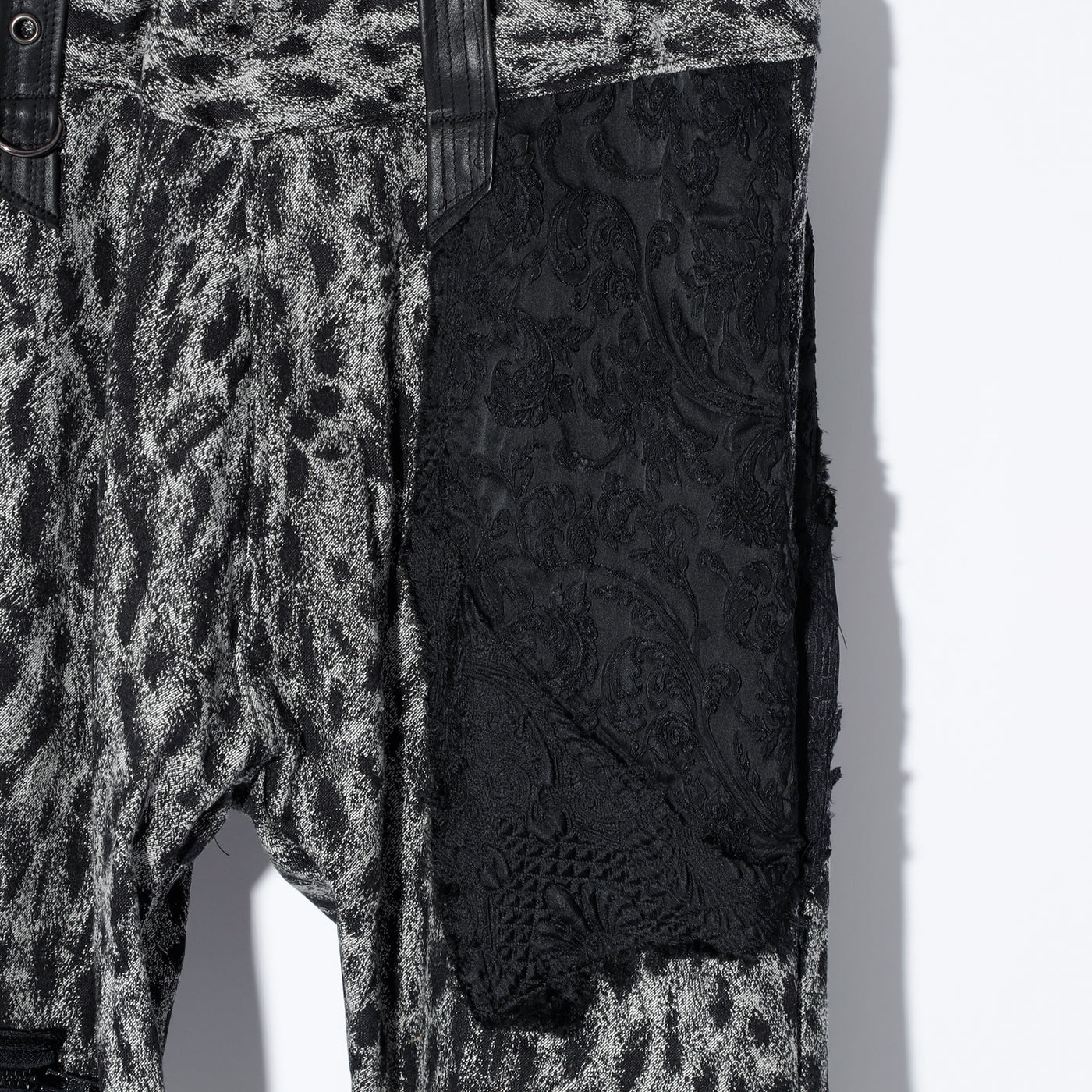 VICE SKIN STEP / BLACK