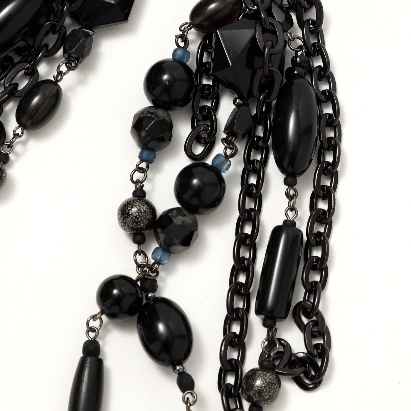 深淵 / Abyss / woden / necklace / BLACK