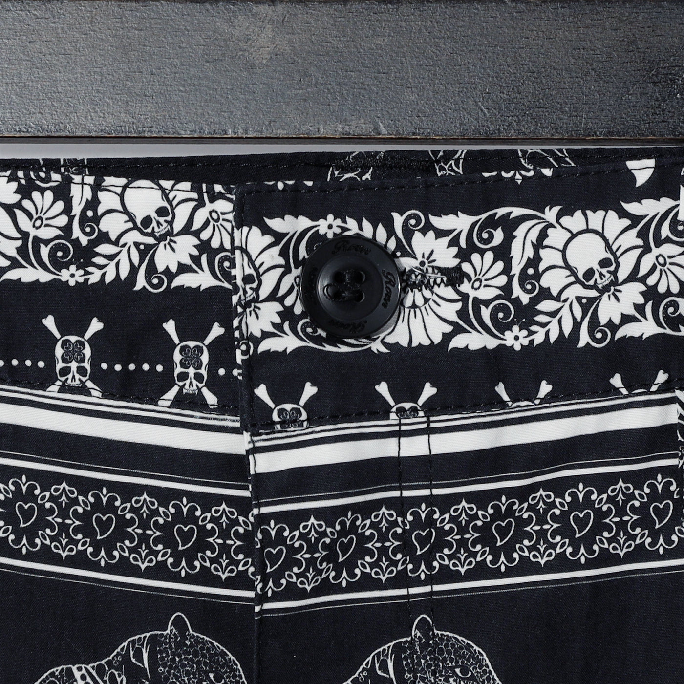 ETHNIC PT / BLACK