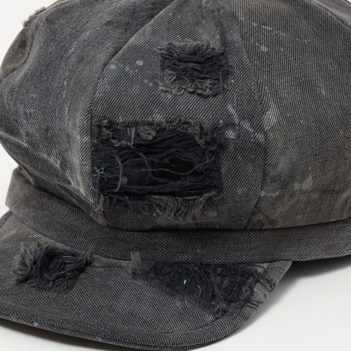 Painting & Damaged Denim Casquette / BLACK
