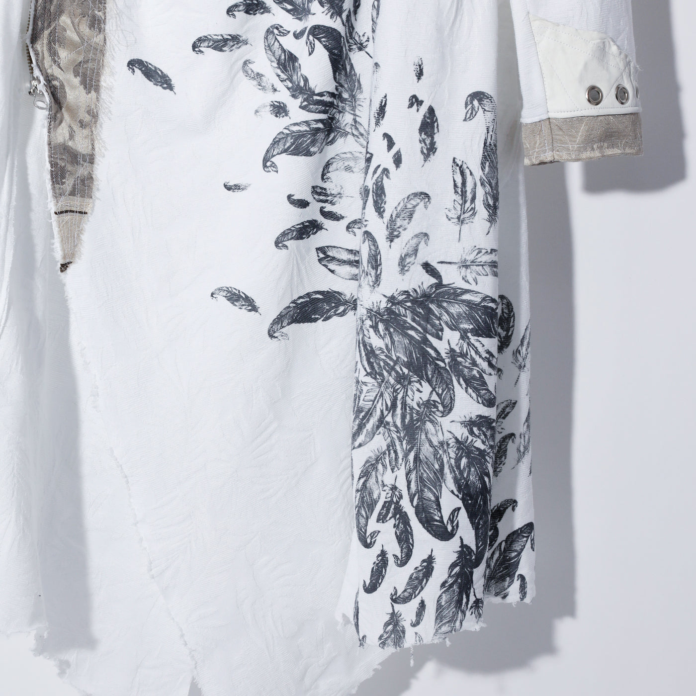DAWN FEATHER WIND / WHITE