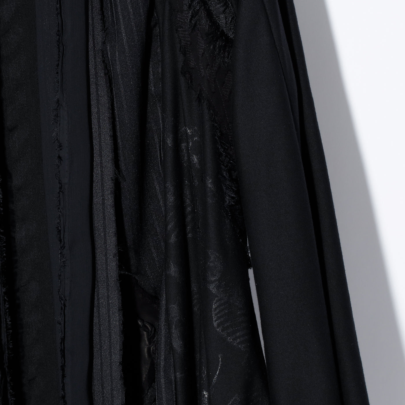 COMA V NOIR / BLACK