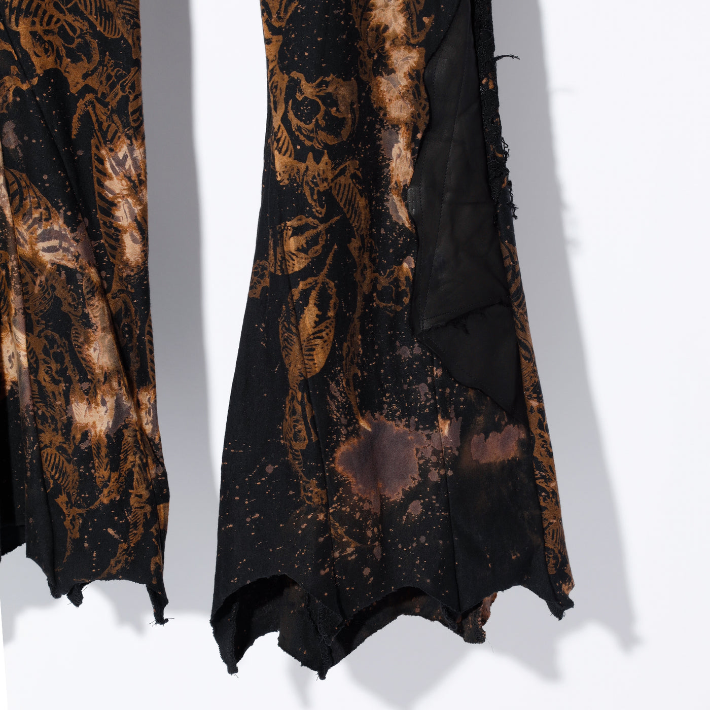 COMA V STEP / BLACK
