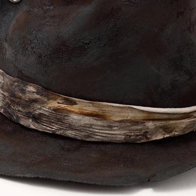 Dyed Leather Rabbit Charcoal Burned Eyelet Hat / charcoal