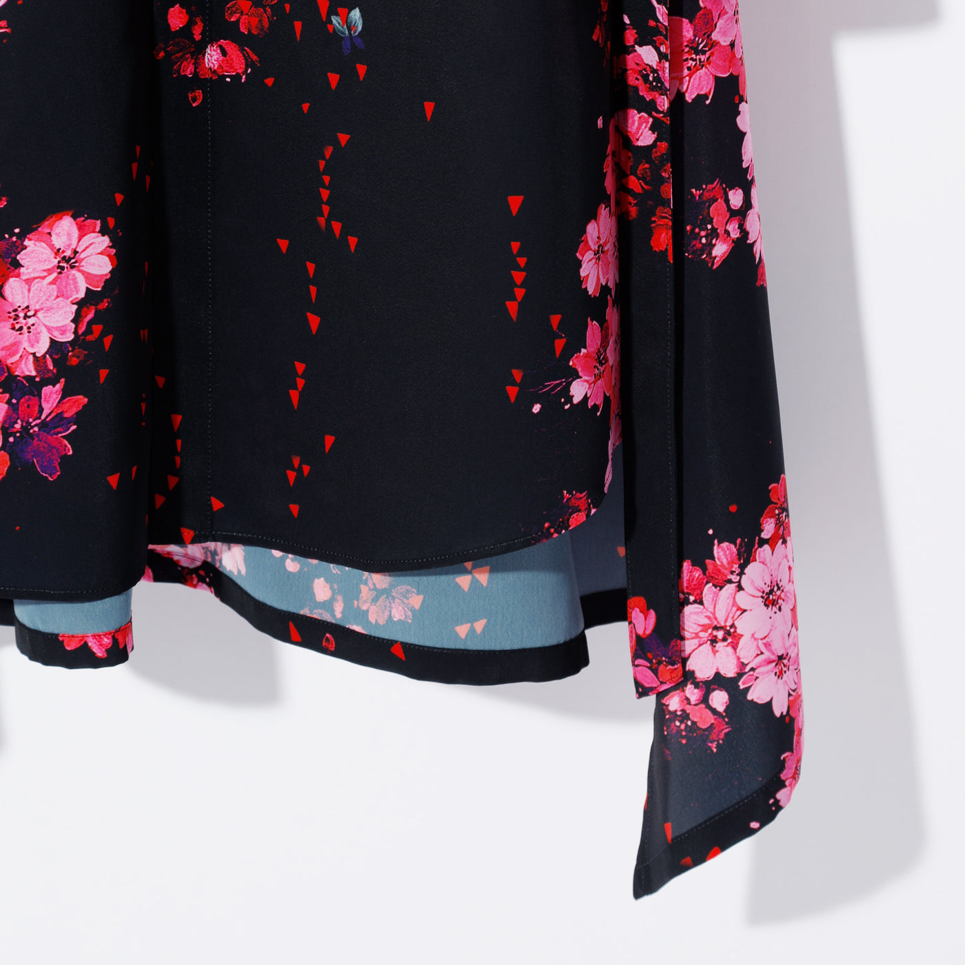 SAKURA Decine FlareShirt / Black&Pink