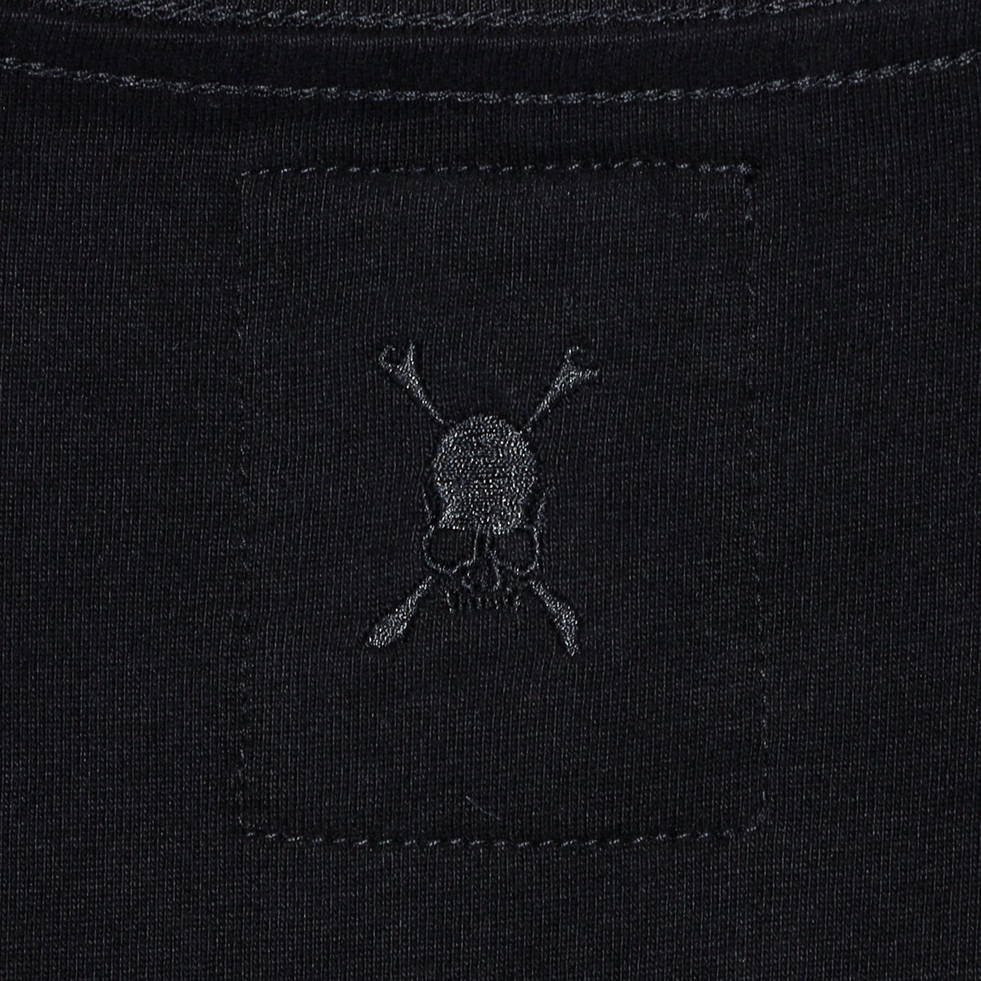 WILD LEO T / BLACK