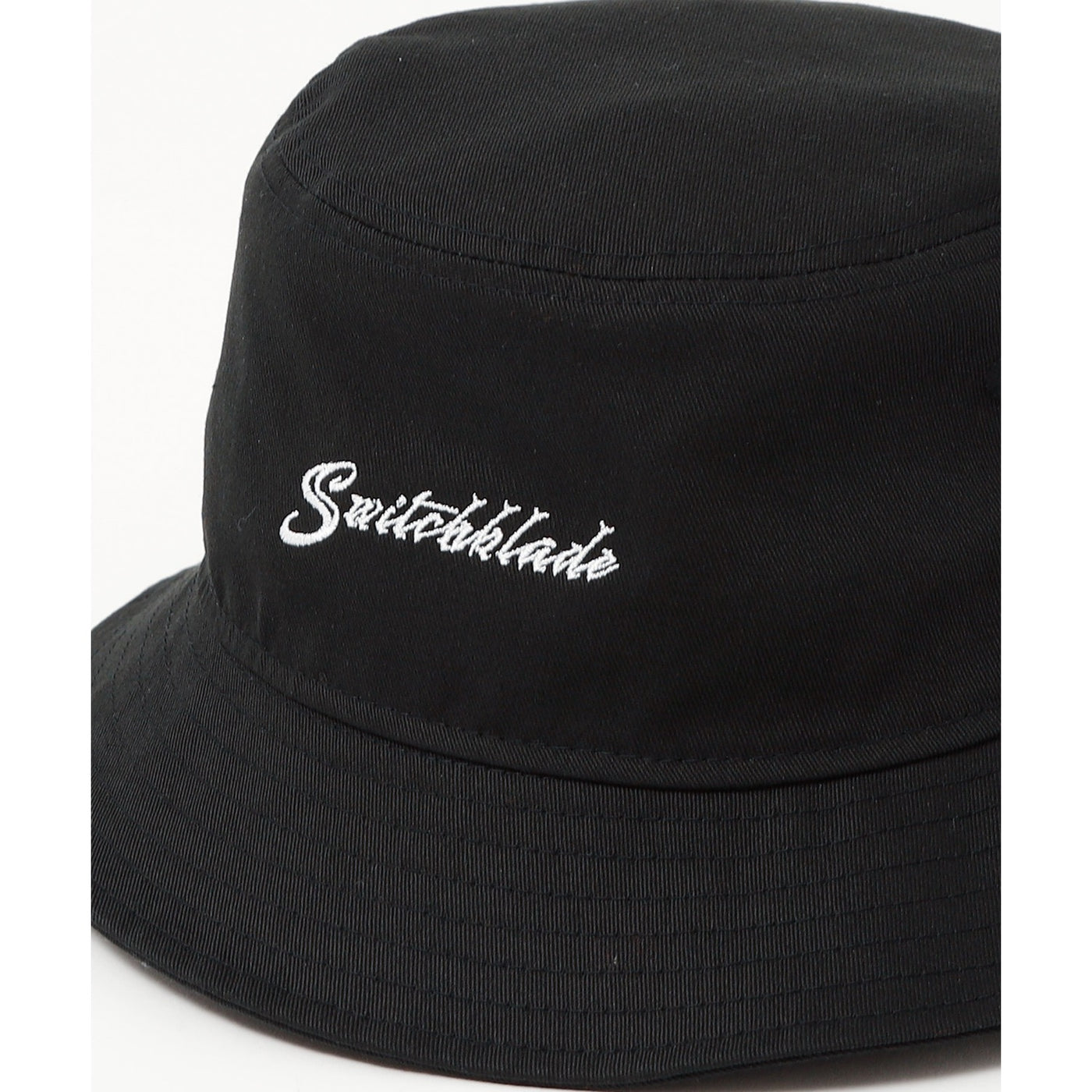 SWITCHBLADE × NEW ERA® BUCKET HAT / BLACK