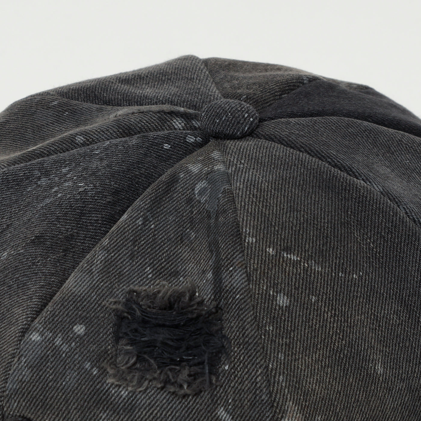 Painting & Damaged Denim Casquette / BLACK