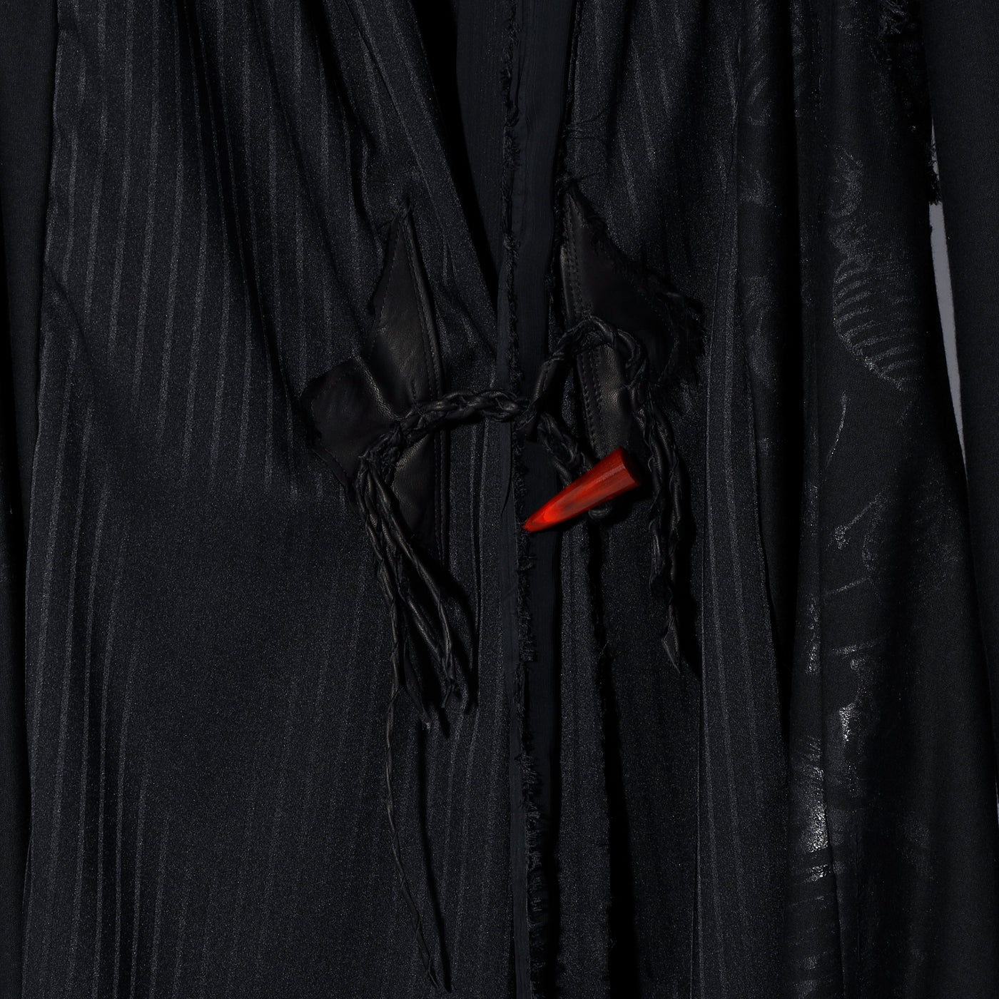 COMA V NOIR / BLACK