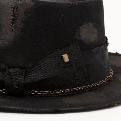 Burned Chain Fedora Hat / BLACK