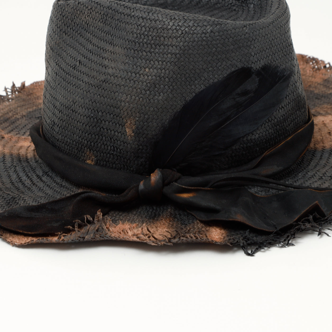 Bleach Paper Feather Fedora Hat / BLACK